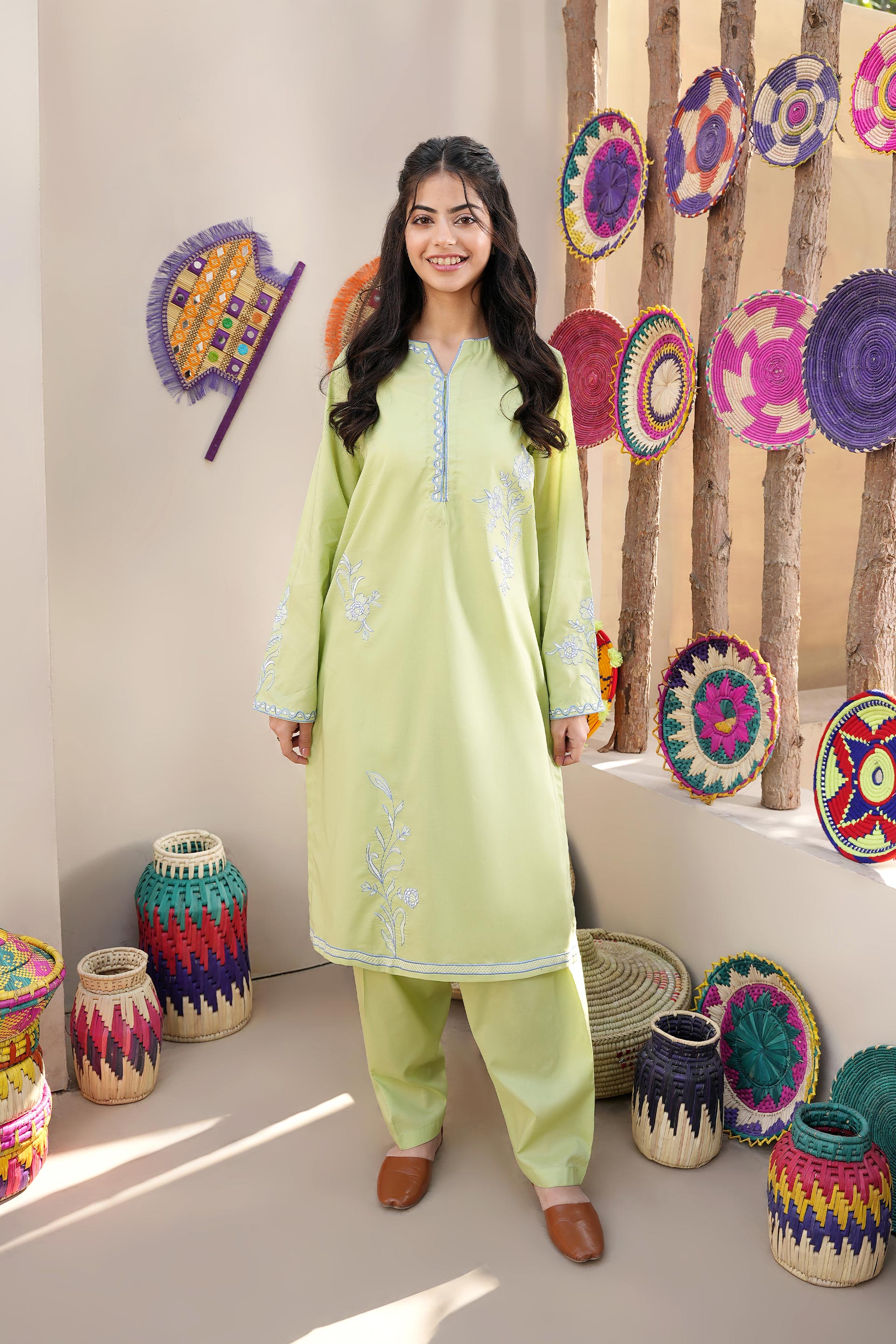 Kurta Shalwar Girl Shalwar Kameez Design 2018 Eid Shalwar Kameez