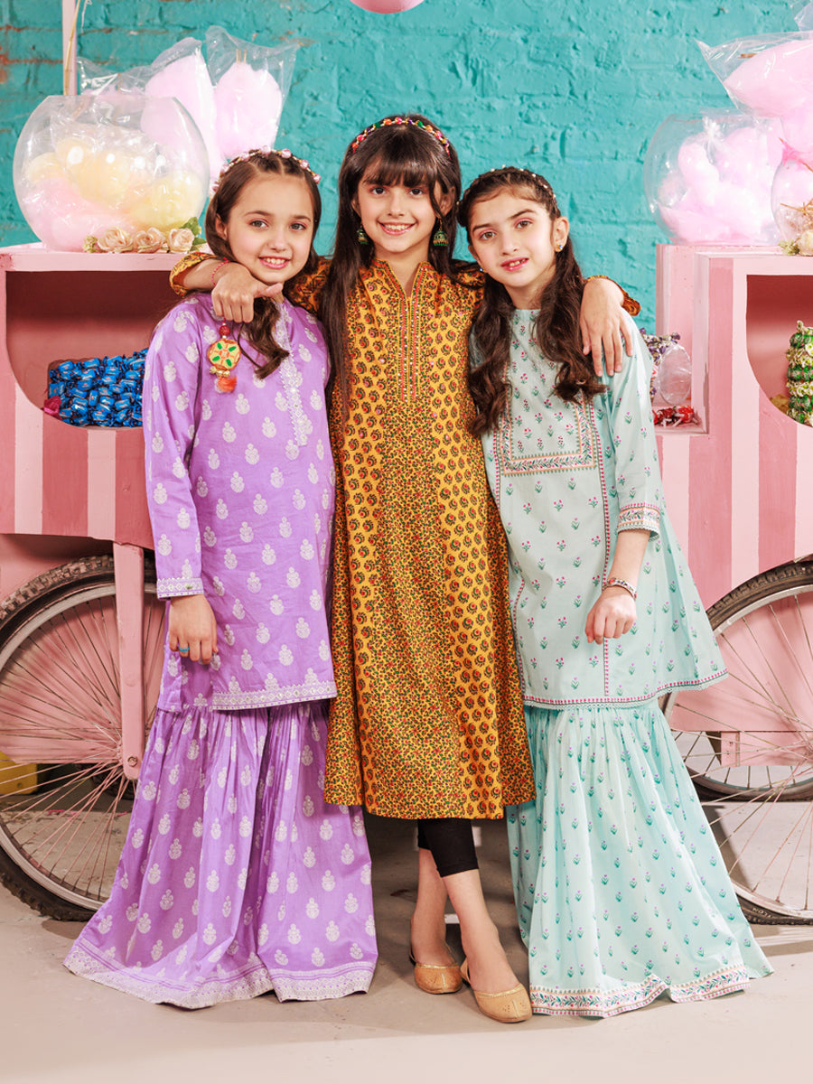 Leila & Ben Sweet Little Dress Pattern Review | HMH Designs