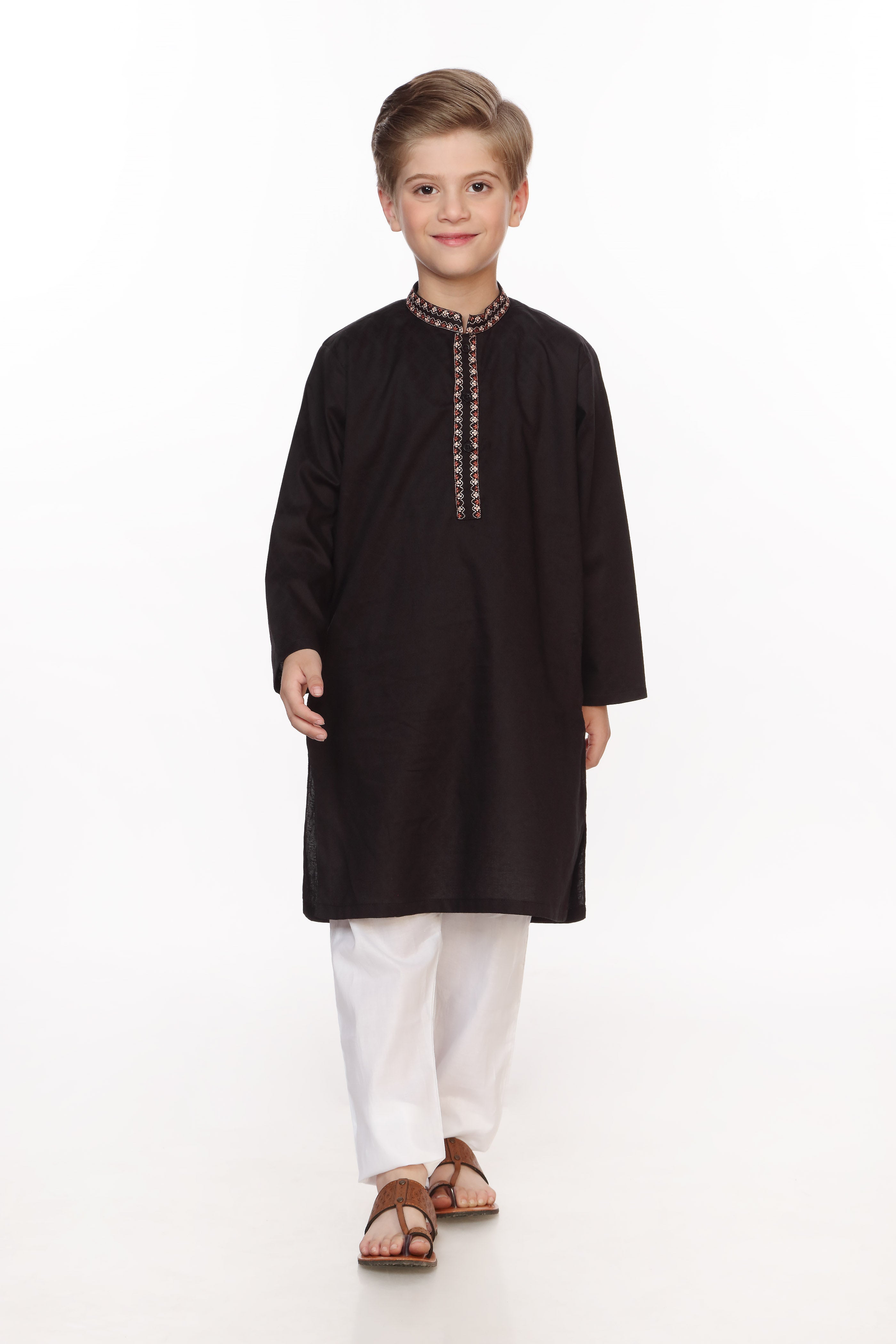 Kurta with Embroidery (FBSK-778)