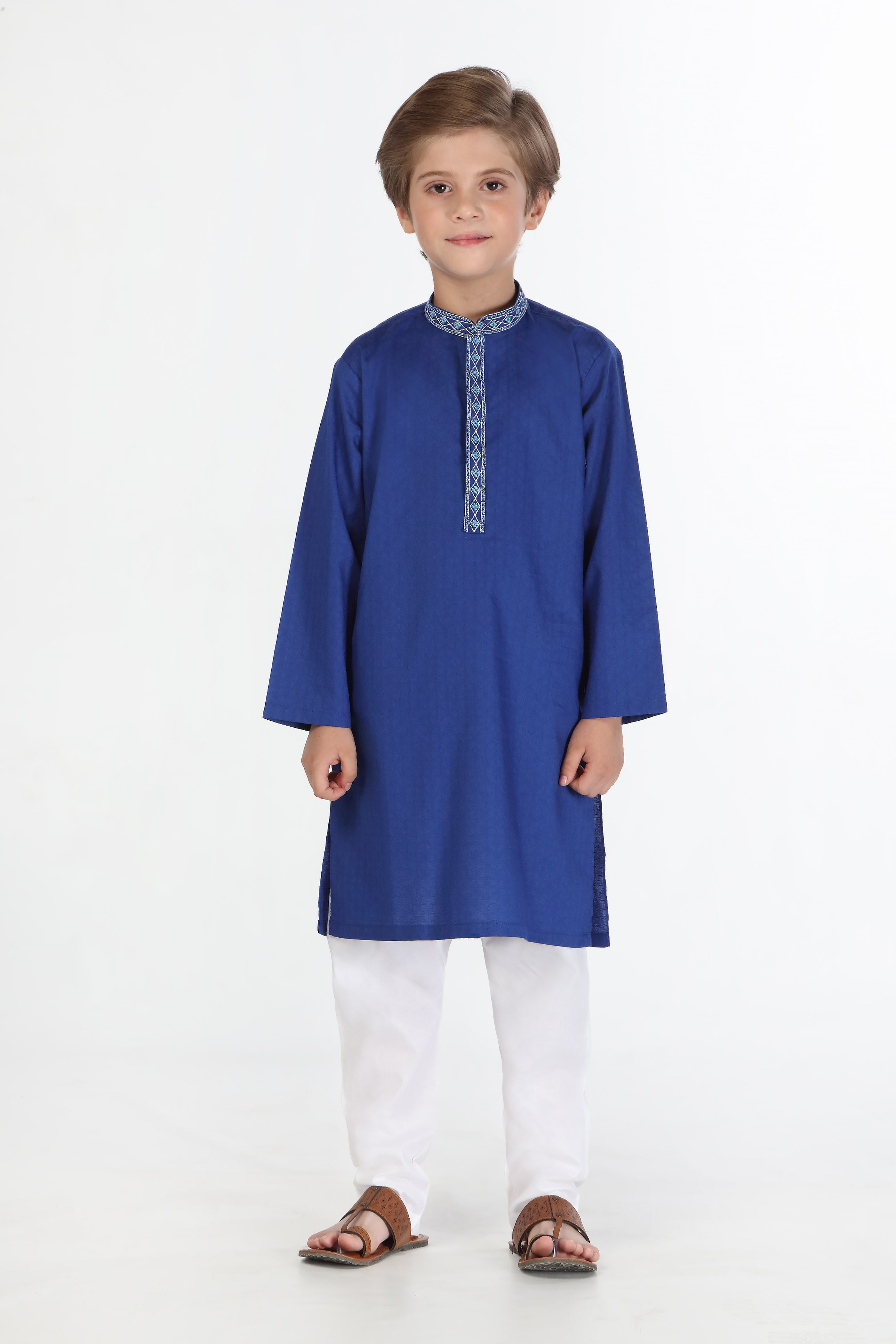 Kurta with Embroidery (FBSK-780)