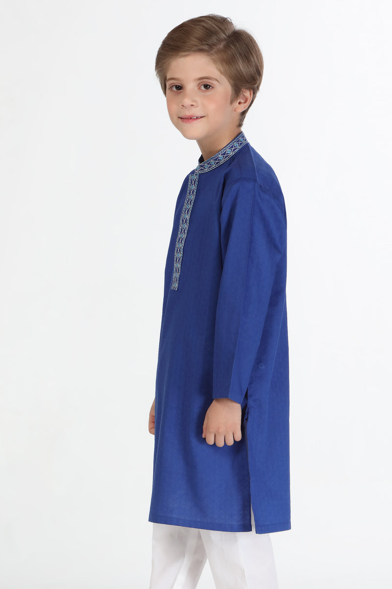 Kurta with Embroidery (FBSK-780)