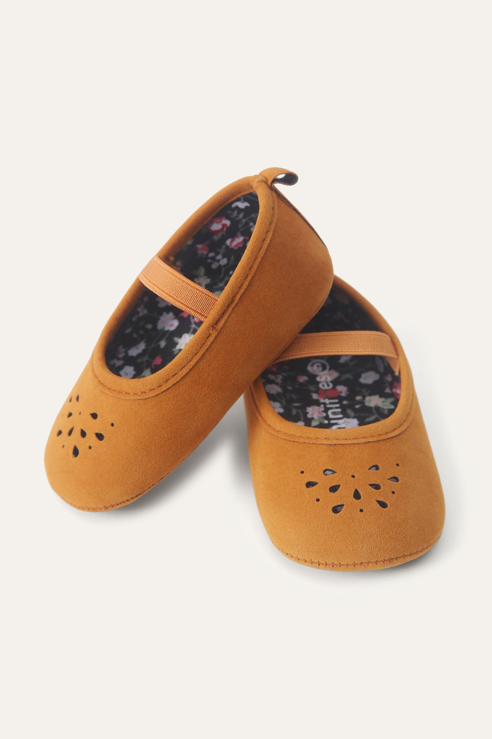 Booties (MTG-028)